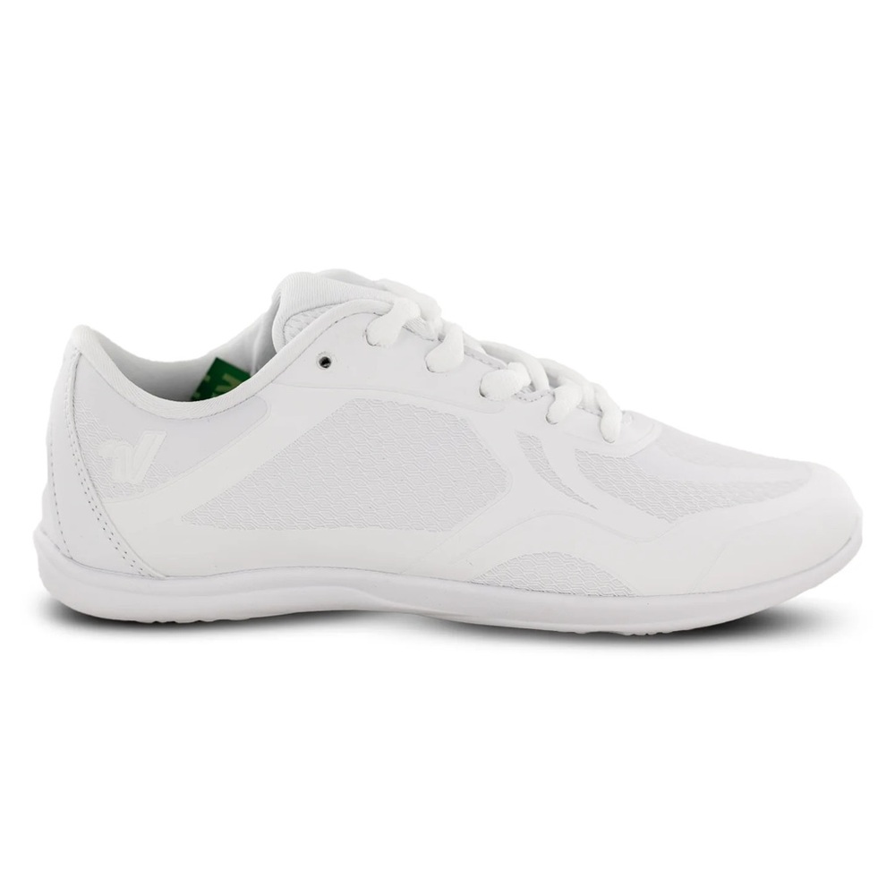 White Minimalist Athletic Shoes with Rubber Sole